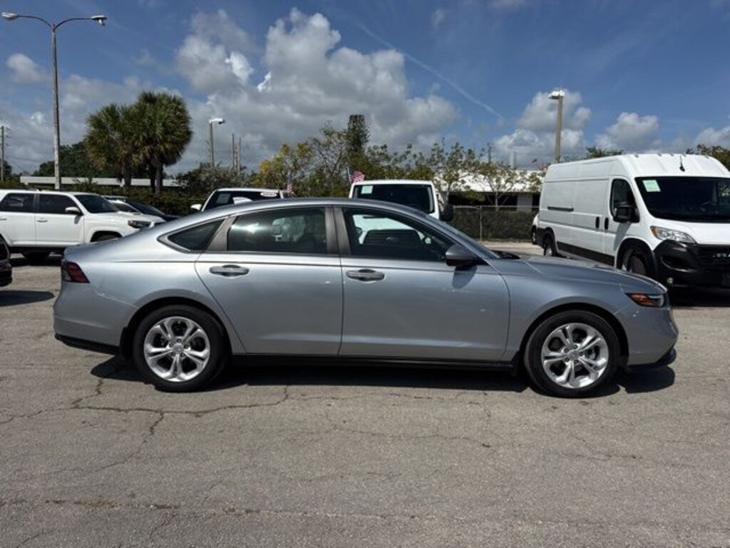 Used 2025 Honda Accord LX Sedan