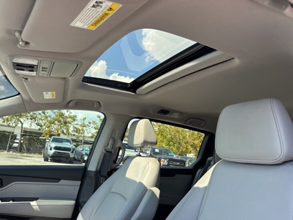 Used 2024 Honda Odyssey EX-L Van