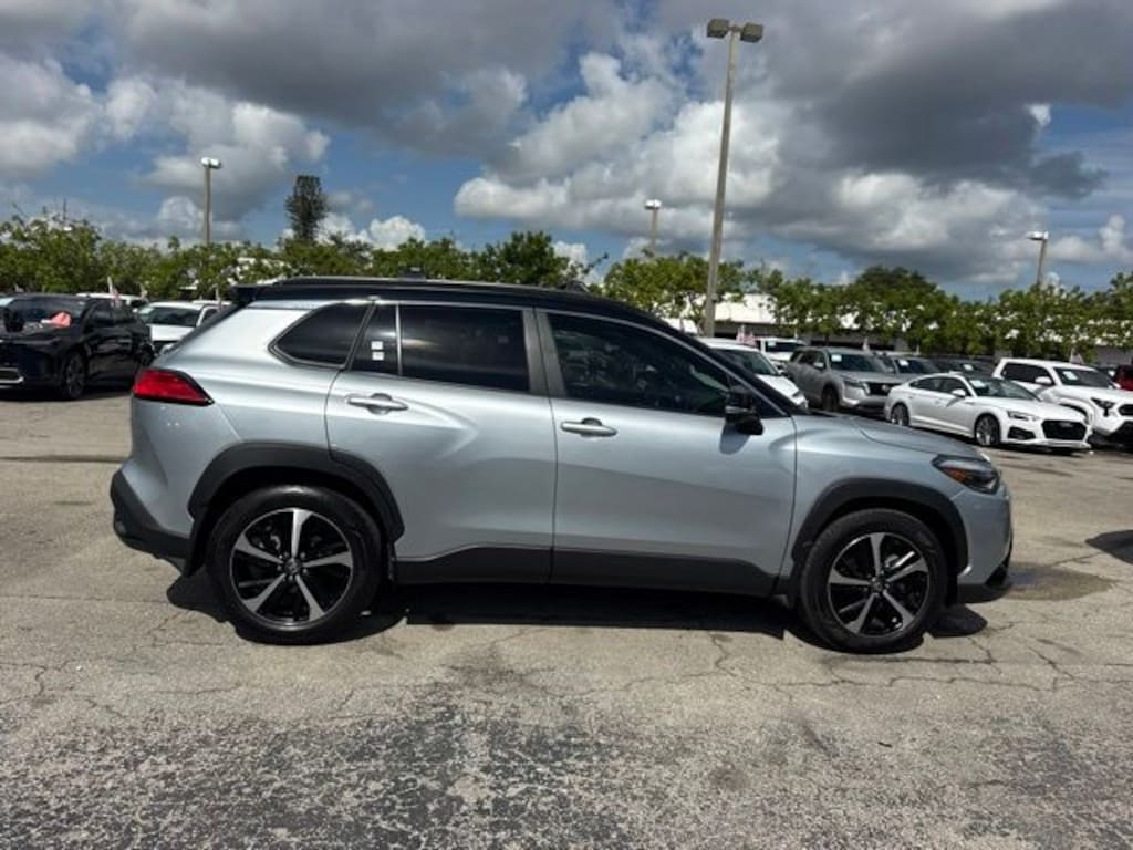 Used 2025 Toyota Corolla Cross Hybrid XSE SUV