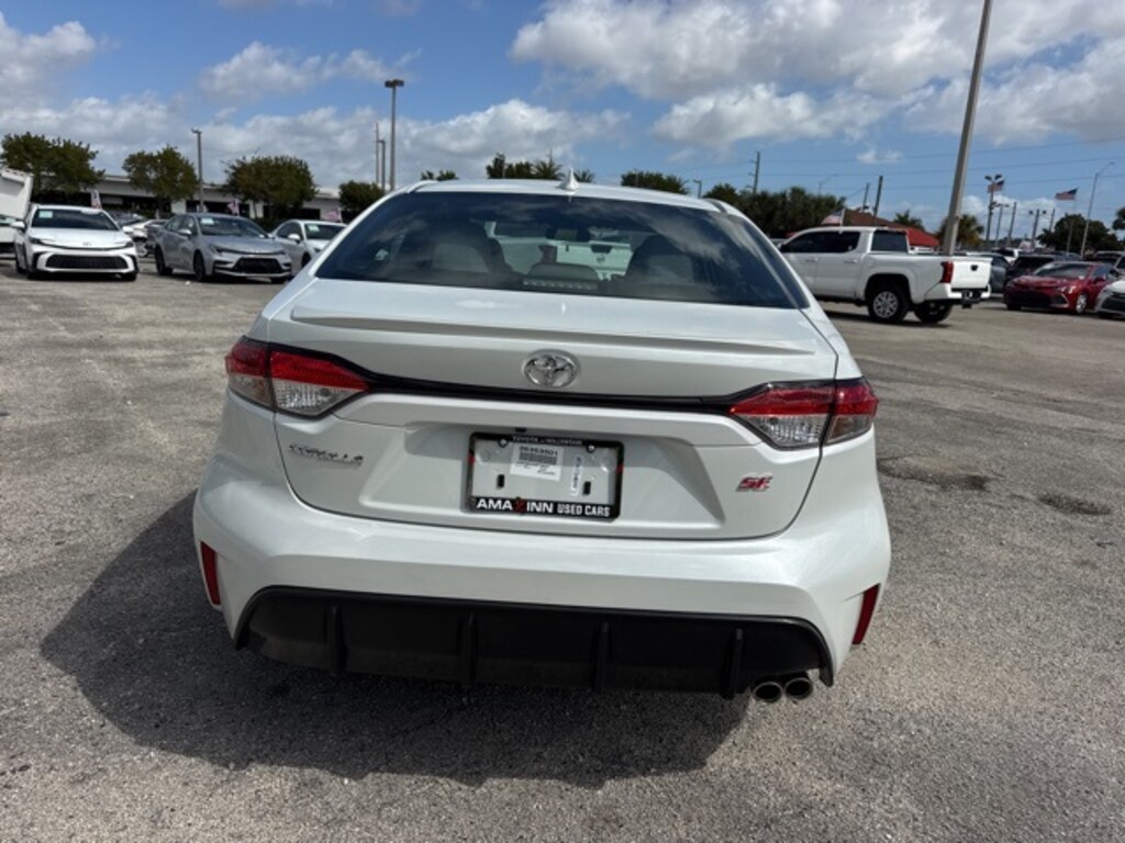 Used 2024 Toyota Corolla SE Sedan