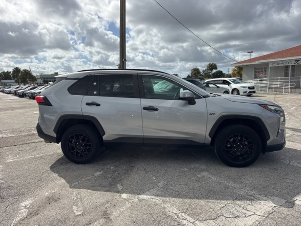 Used 2022 Toyota RAV4 XLE SUV