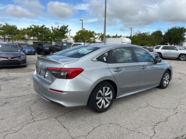2024 Honda Civic LX photo 3