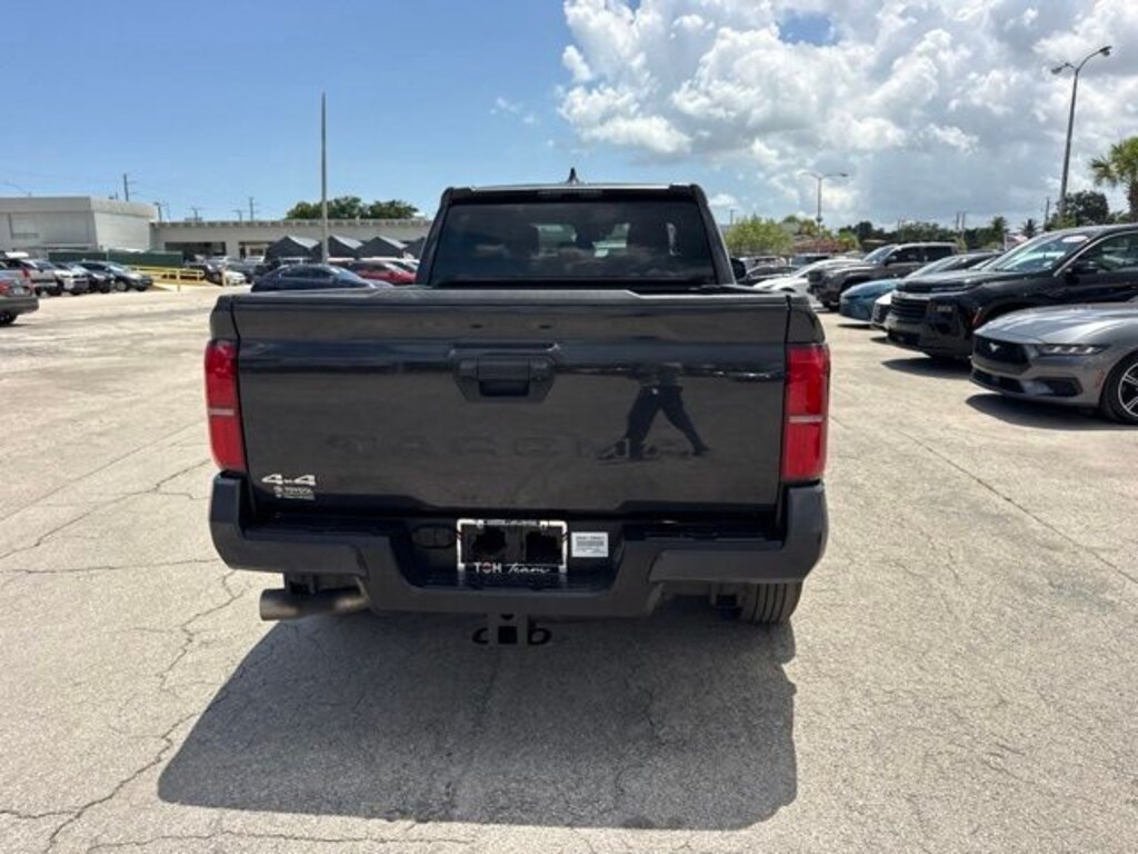 Used 2025 Toyota Tacoma SR5 Truck Double Cab