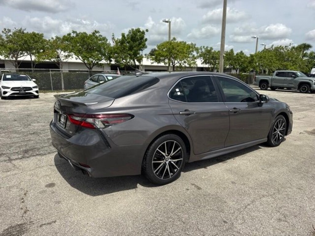 Used 2024 Toyota Camry SE Sedan