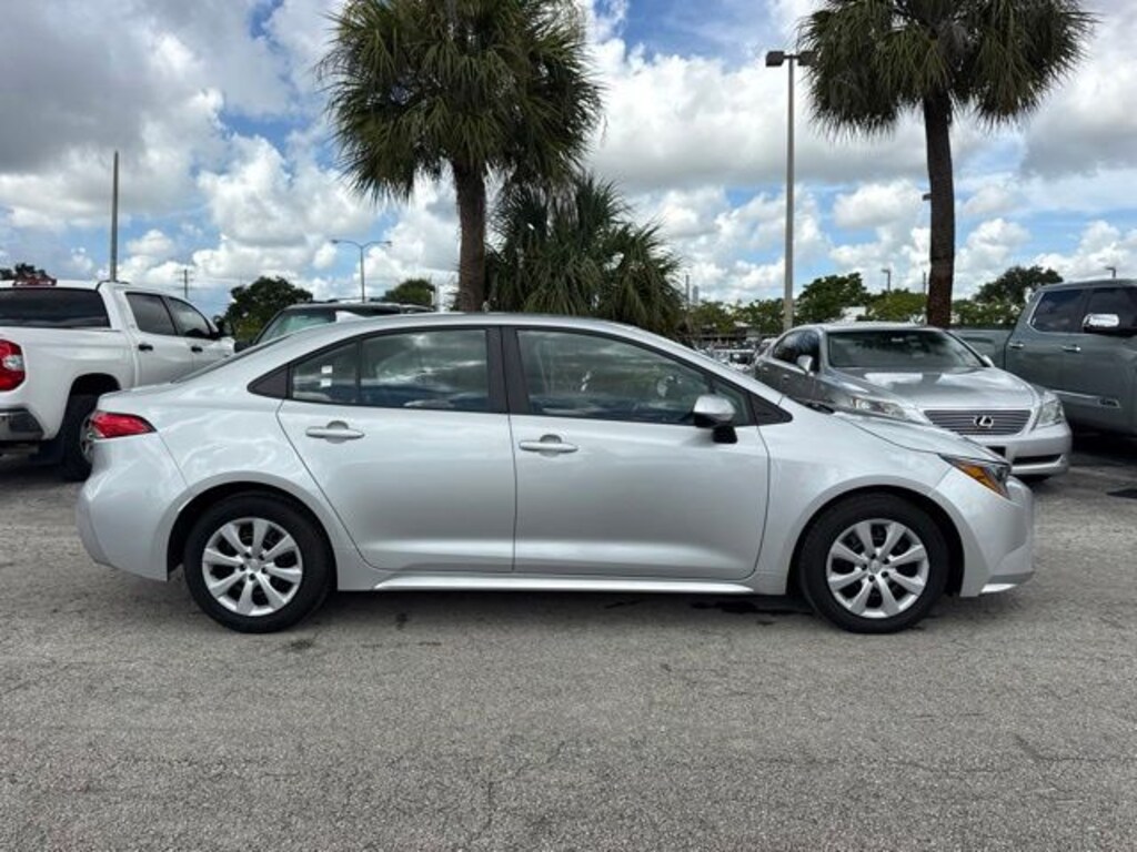Used 2024 Toyota Corolla LE Sedan