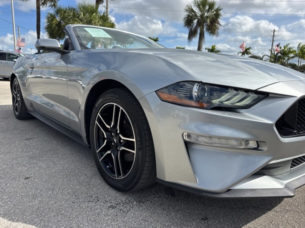 Used 2020 Ford Mustang Convertible
