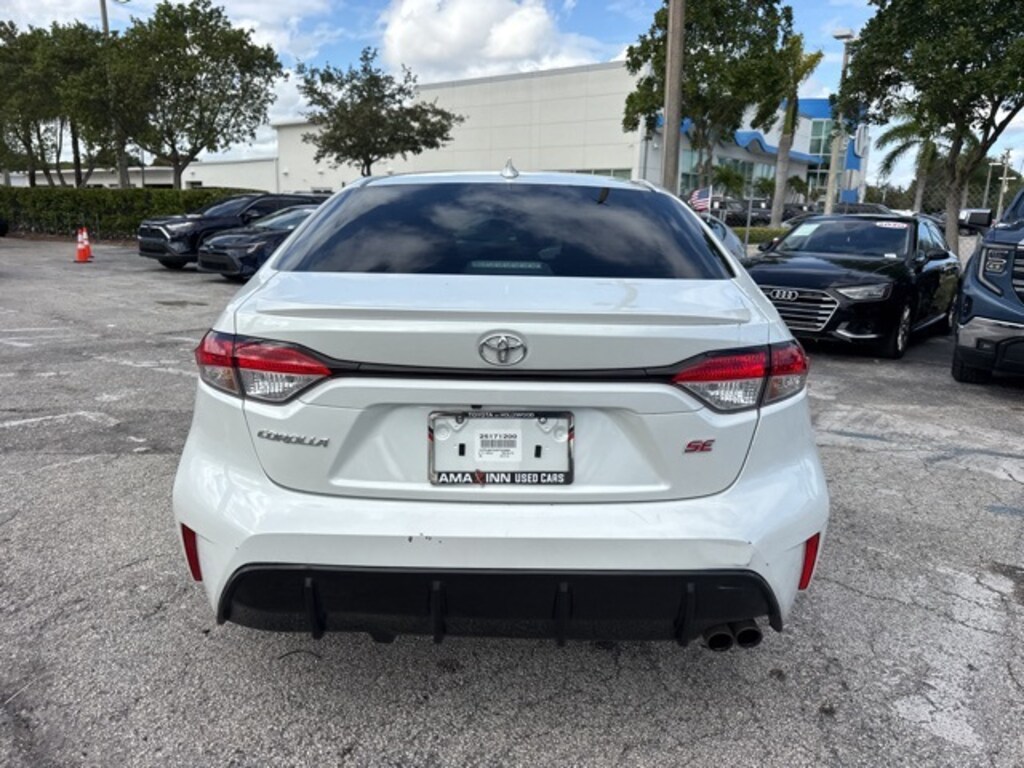 Used 2025 Toyota Corolla SE Sedan