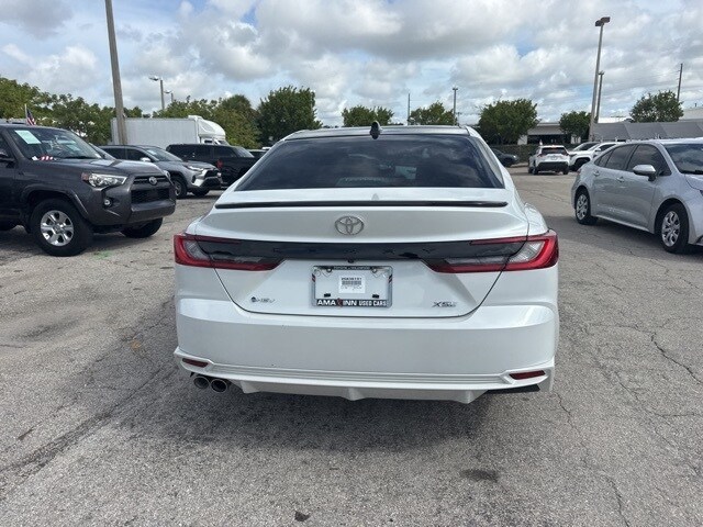 2025 Toyota Camry LE photo 4