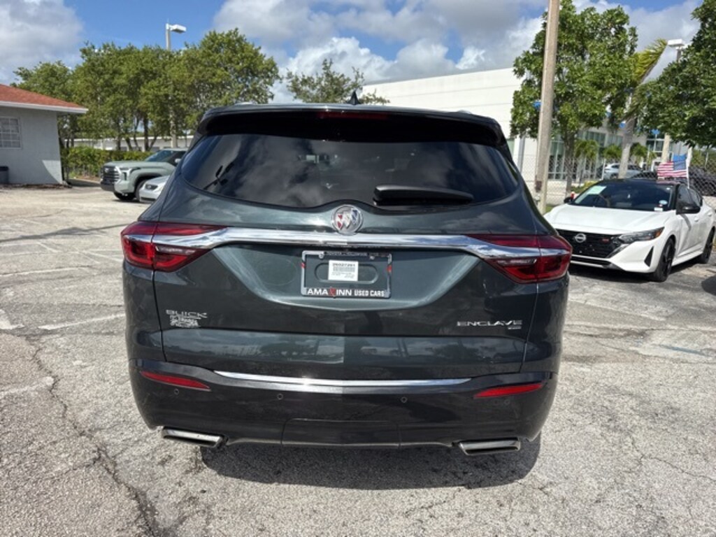 Used 2018 Buick Enclave Premium SUV