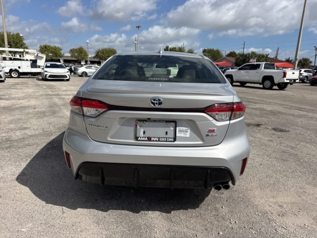 Used 2025 Toyota Corolla Hybrid LE Sedan