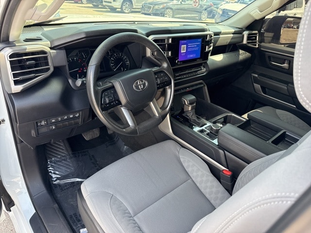 2024 Toyota Tundra SR5 photo 2