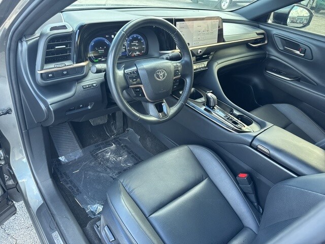 2025 Toyota Crown Limited photo 2