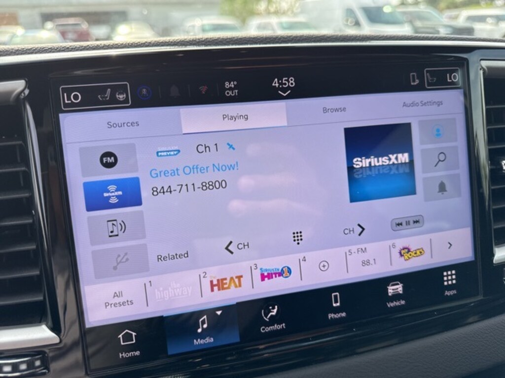 Used 2025 Chrysler Pacifica Select Van Passenger Van