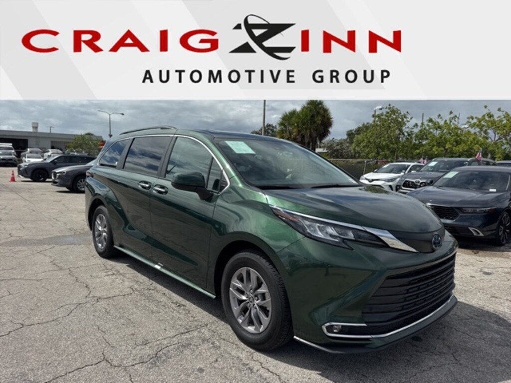 Used 2023 Toyota Sienna XLE 7 Passenger Van Passenger Van