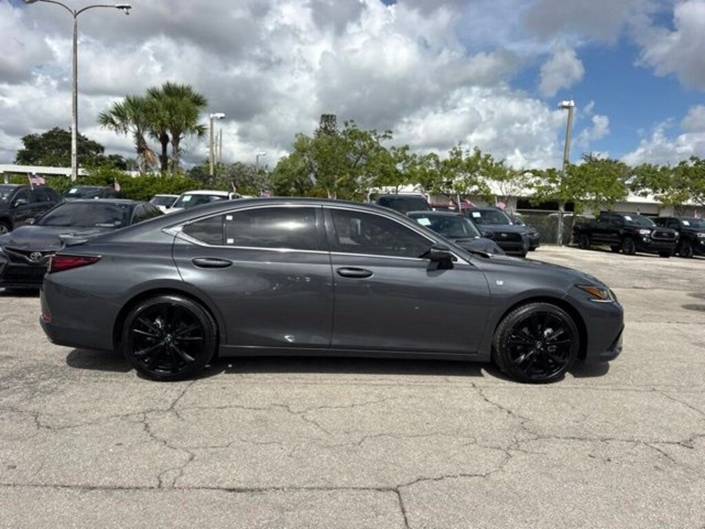 Used 2022 Lexus ES 350 F SPORT Sedan