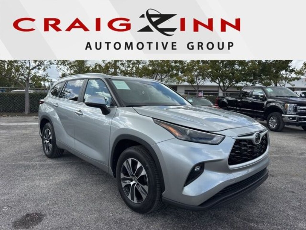 Used 2025 Toyota Highlander LE SUV