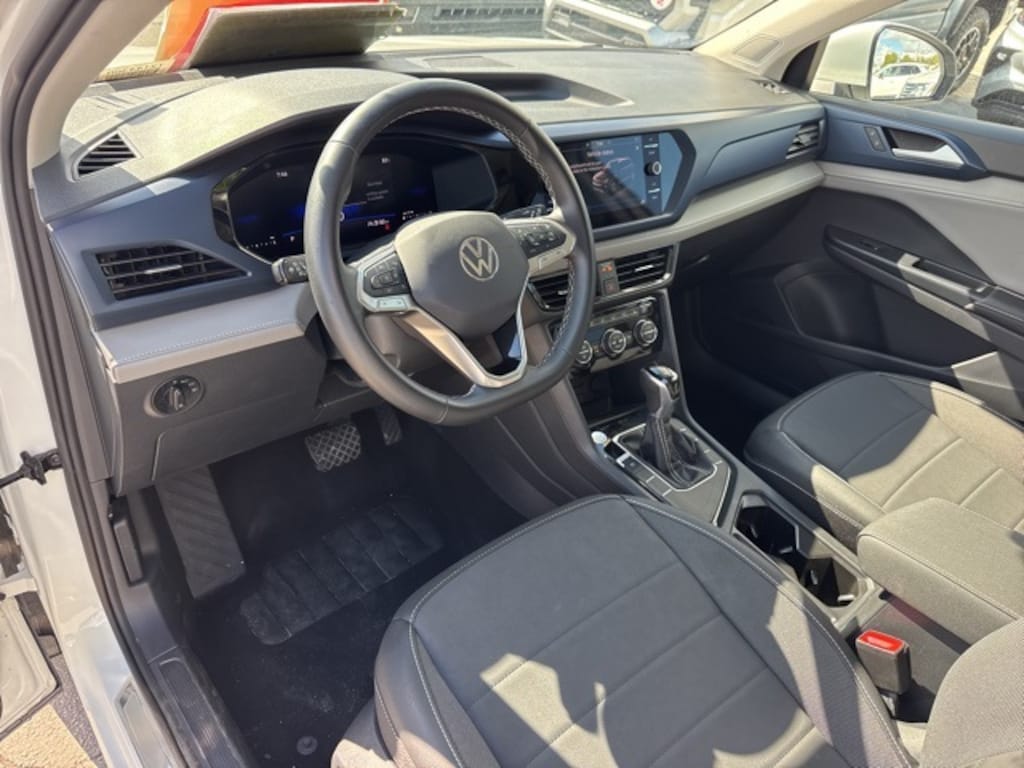 Used 2024 Volkswagen Taos 1.5T SE SUV