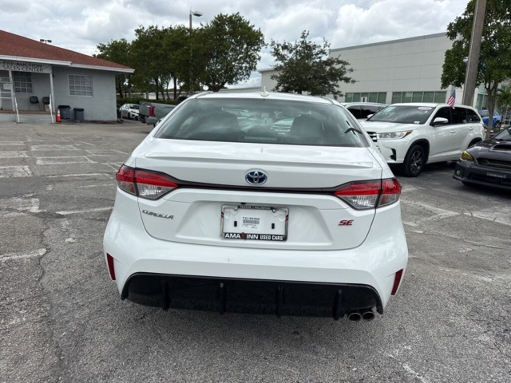 Used 2025 Toyota Corolla Hybrid LE Sedan