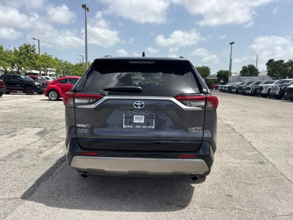 Used 2024 Toyota RAV4 Hybrid XSE SUV