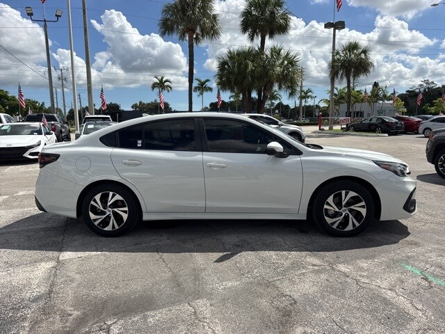 2024 Subaru Legacy Premium photo 2