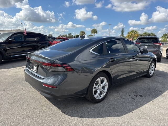 2025 Honda Accord LX photo 3