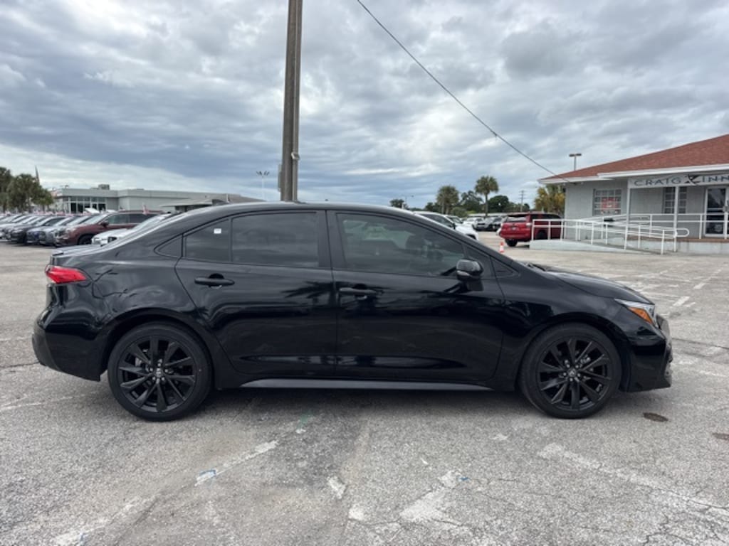 Used 2024 Toyota Corolla SE Sedan