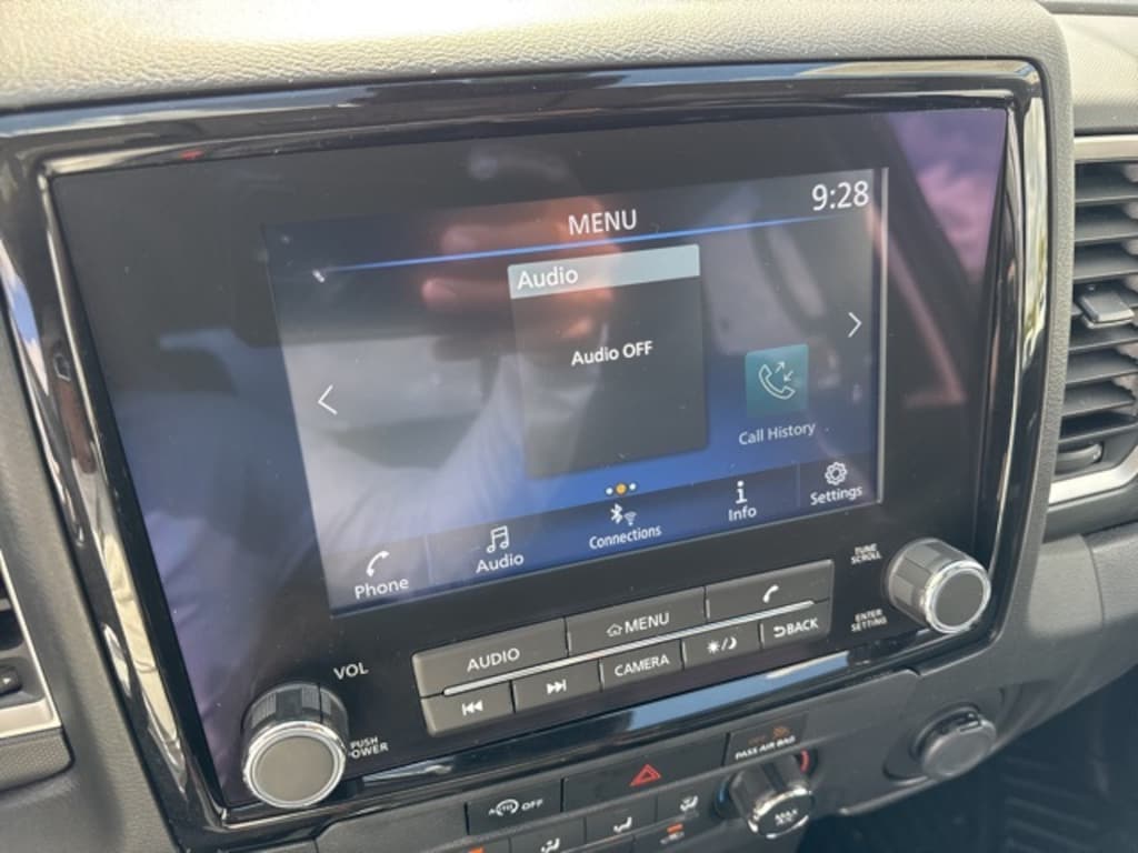 Used 2024 Nissan Frontier SV Truck Crew Cab