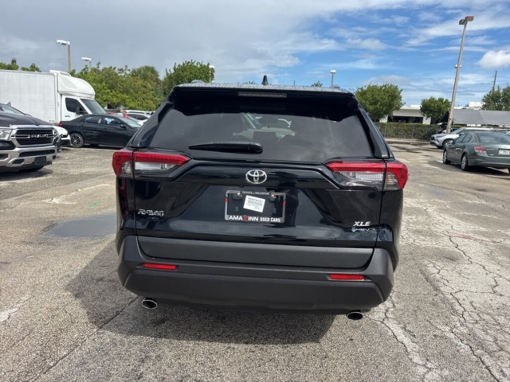 Used 2025 Toyota RAV4 Hybrid XLE SUV