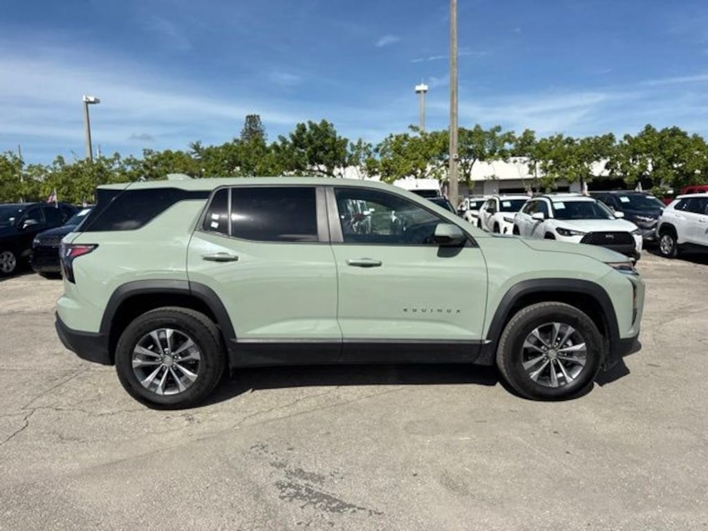 Used 2025 Chevrolet Equinox LT SUV
