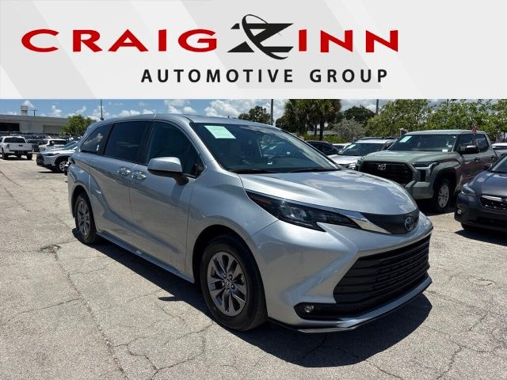 Used 2025 Toyota Sienna XLE 8 Passenger Van Passenger Van