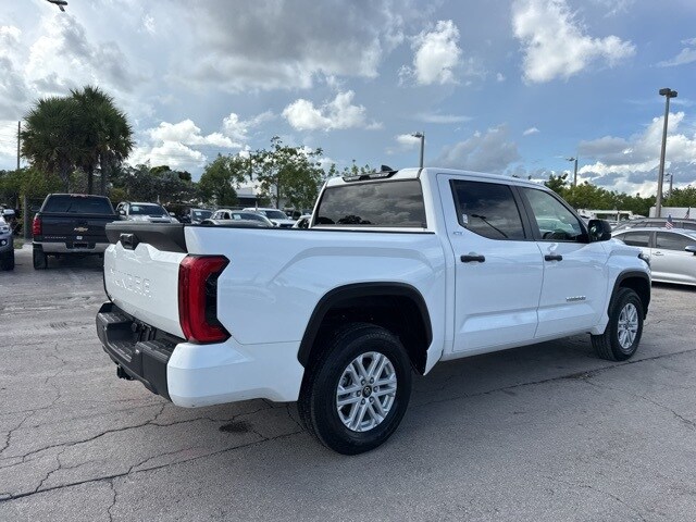 2025 Toyota Tundra SR5 photo 3