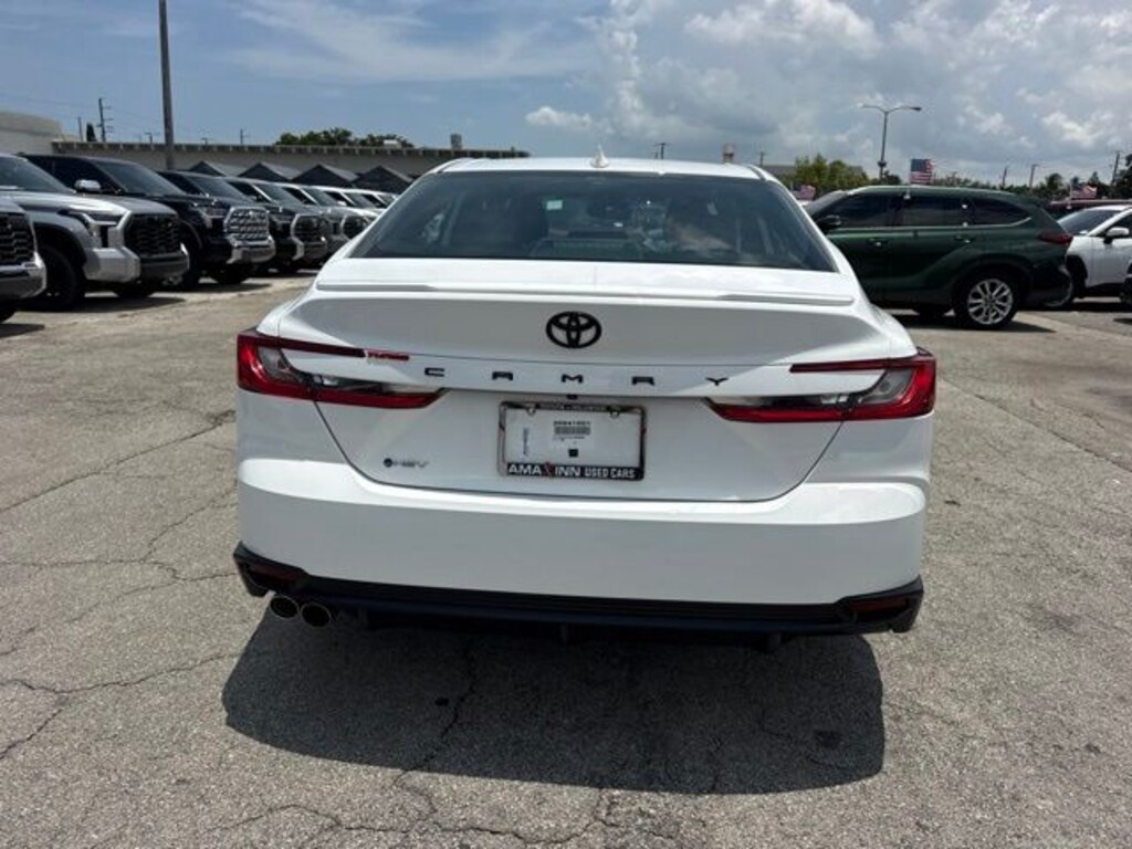 Used 2025 Toyota Camry SE Sedan