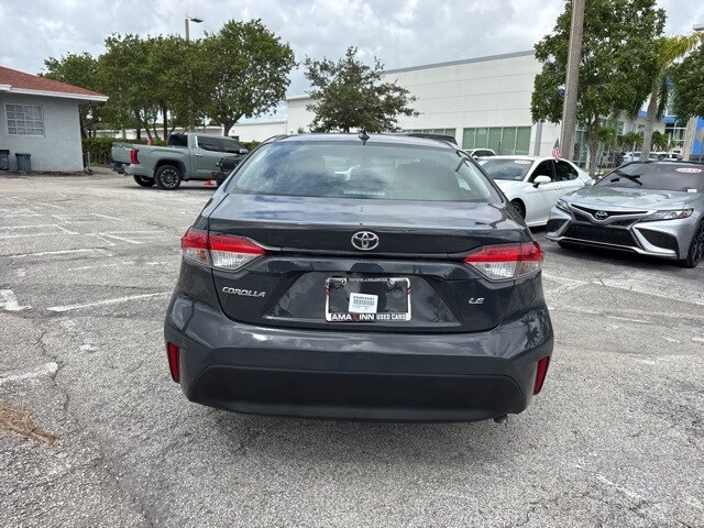 2023 Toyota Corolla LE photo 4