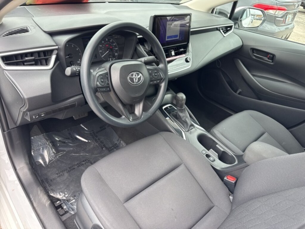 Used 2024 Toyota Corolla LE Sedan