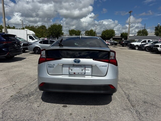 2020 Toyota Prius XLE photo 4