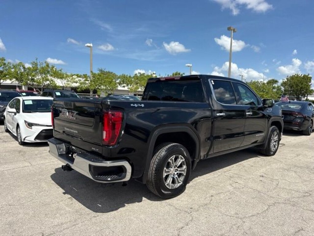 Used 2025 GMC Sierra 1500 SLT Truck Crew Cab