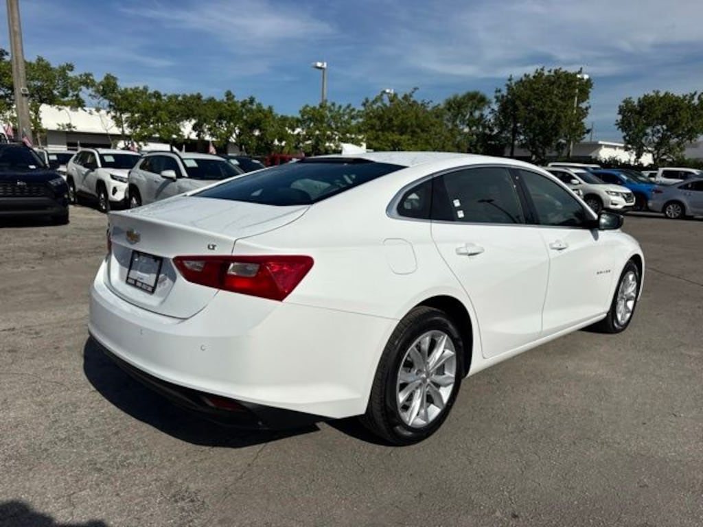 Used 2025 Chevrolet Malibu 1LT Sedan
