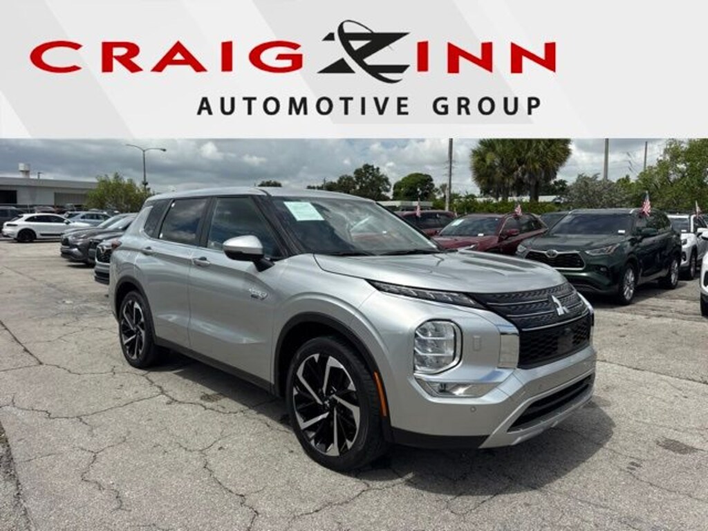 Used 2023 Mitsubishi Outlander Plug-In Hybrid SUV