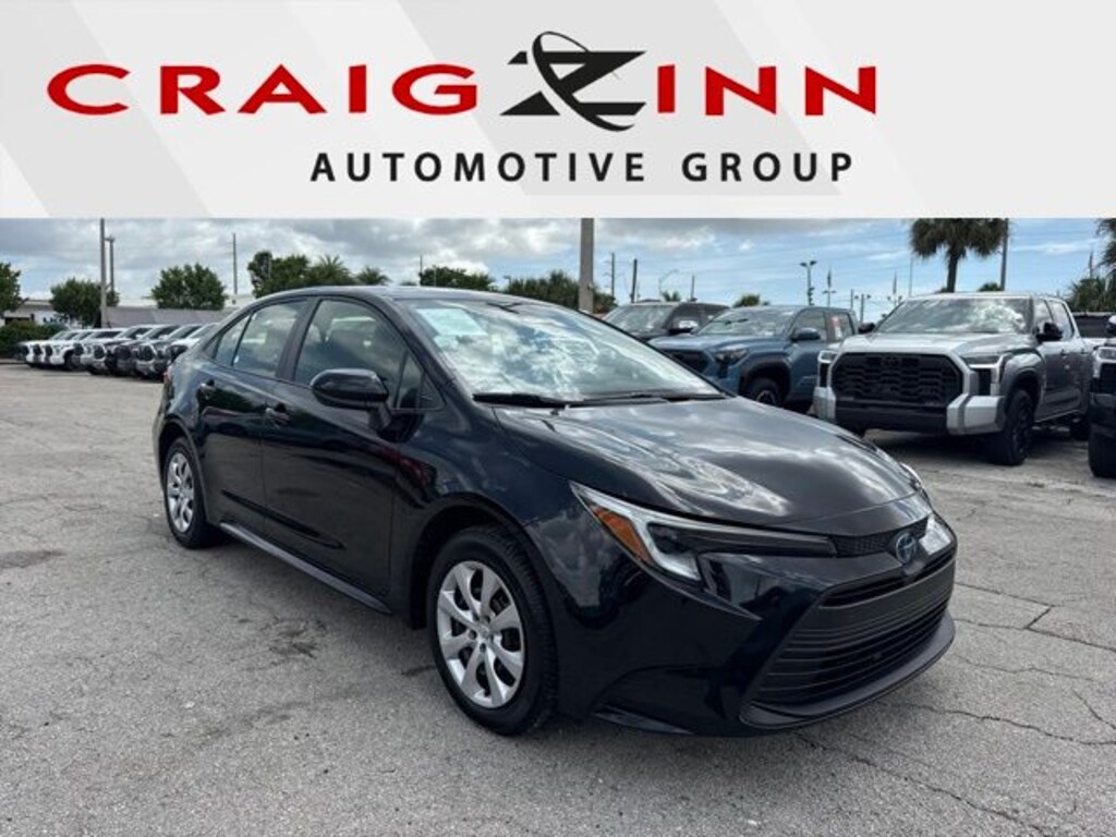 Used 2025 Toyota Corolla Hybrid LE Sedan