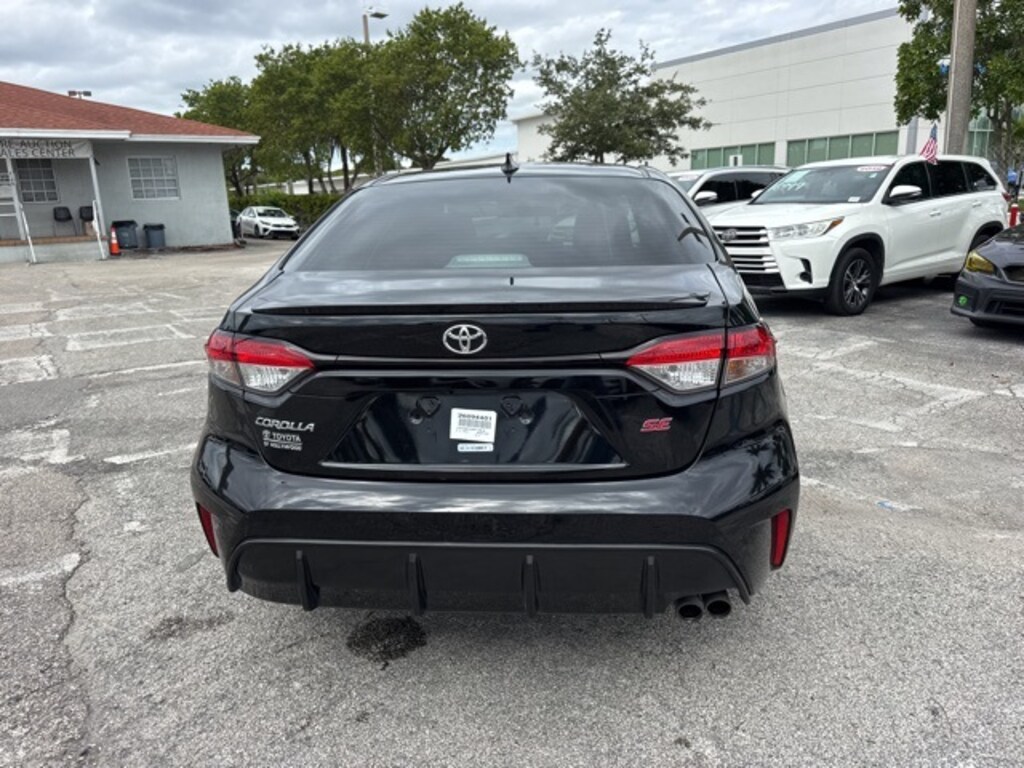Used 2024 Toyota Corolla SE Sedan