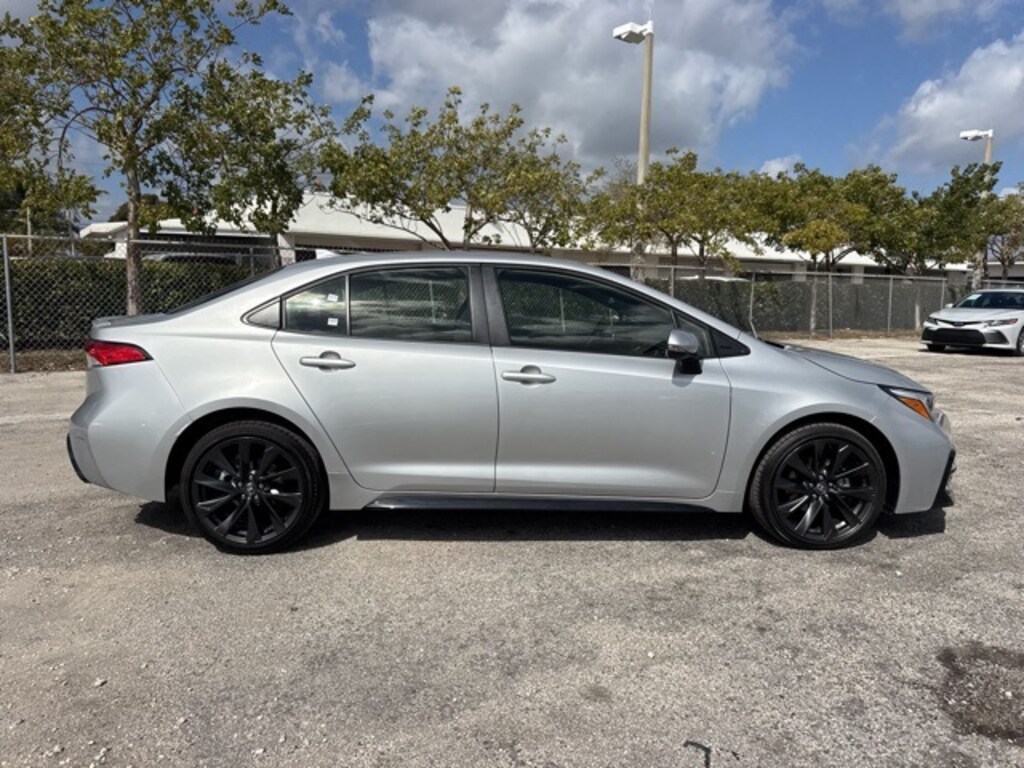 Used 2025 Toyota Corolla Hybrid LE Sedan