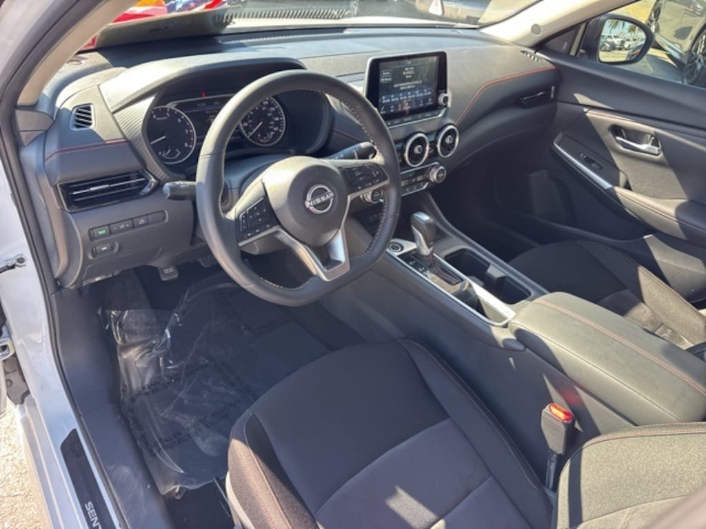 Used 2025 Nissan Sentra SR Sedan
