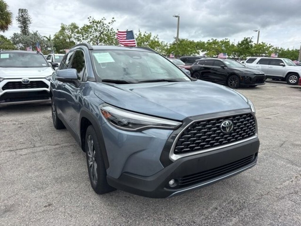 Used 2023 Toyota Corolla Cross XLE SUV