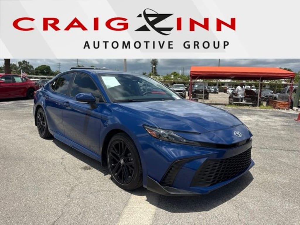 Used 2025 Toyota Camry SE Sedan