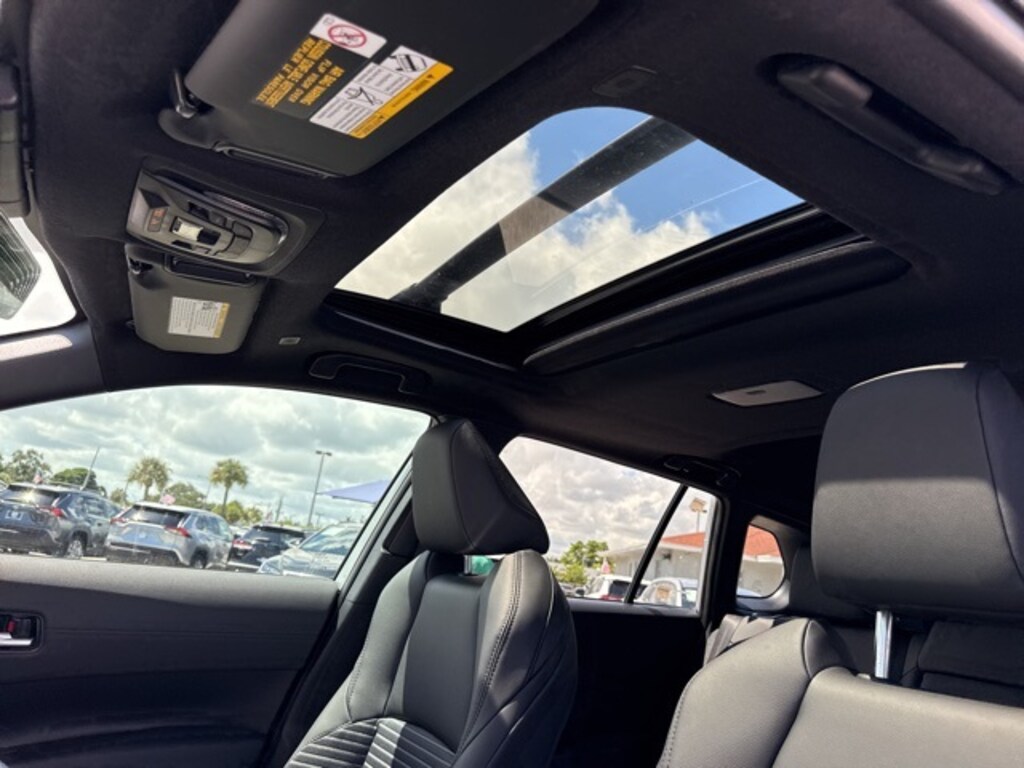 Used 2025 Toyota Corolla Cross Hybrid XSE SUV