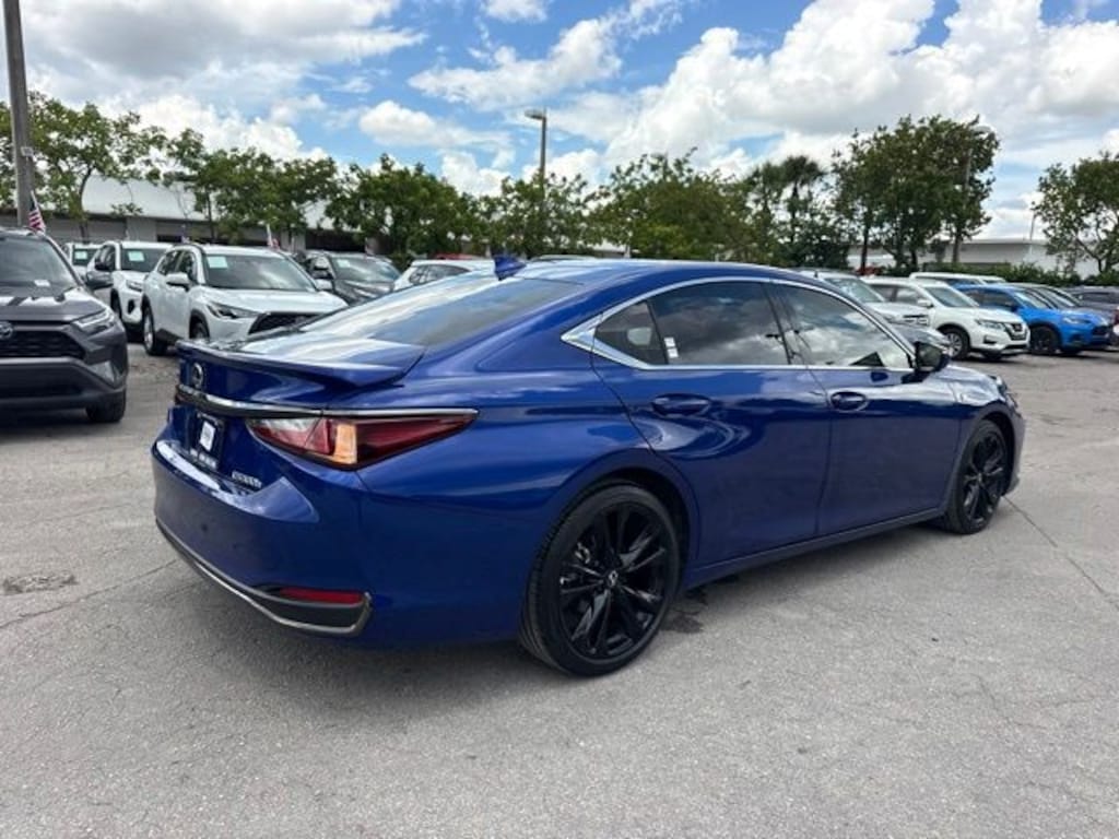 Used 2024 Lexus ES 300h F SPORT Handling Sedan
