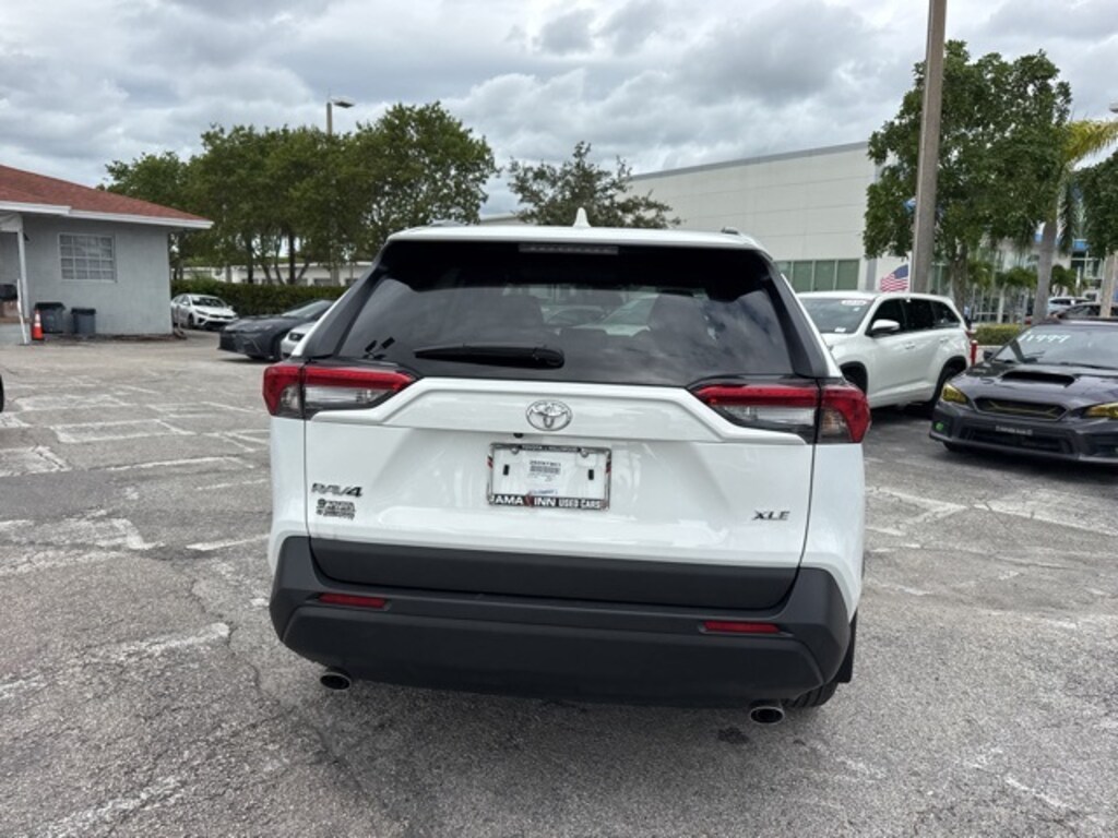 Used 2024 Toyota RAV4 XLE SUV