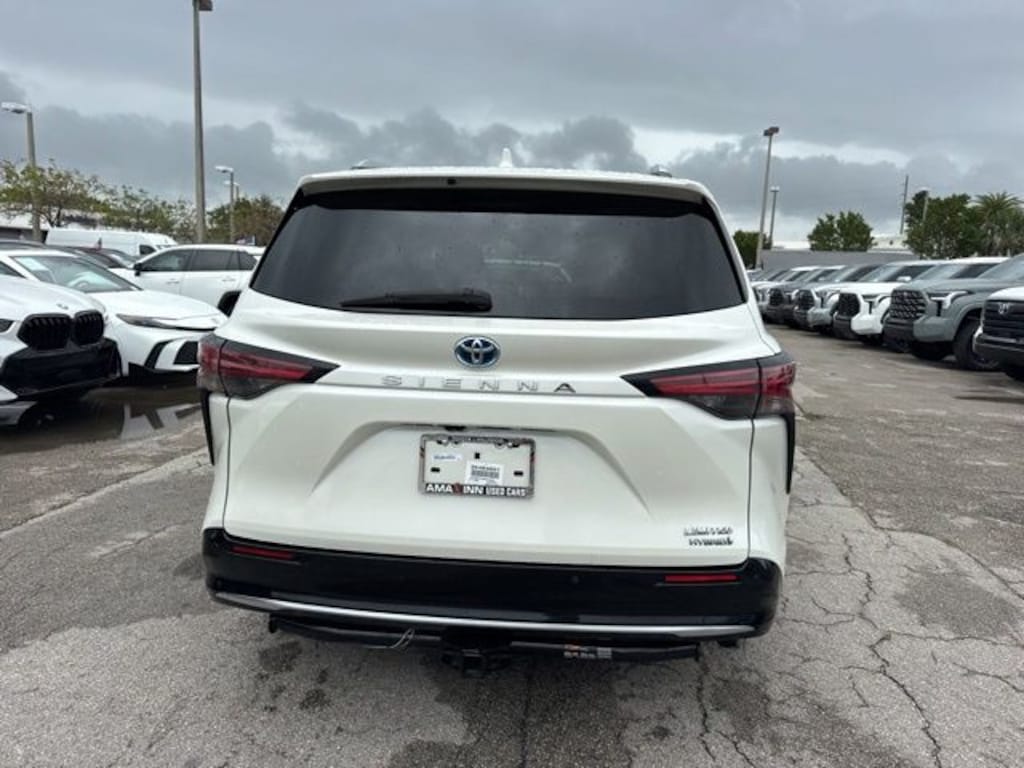 Used 2021 Toyota Sienna Limited 7 Passenger Van