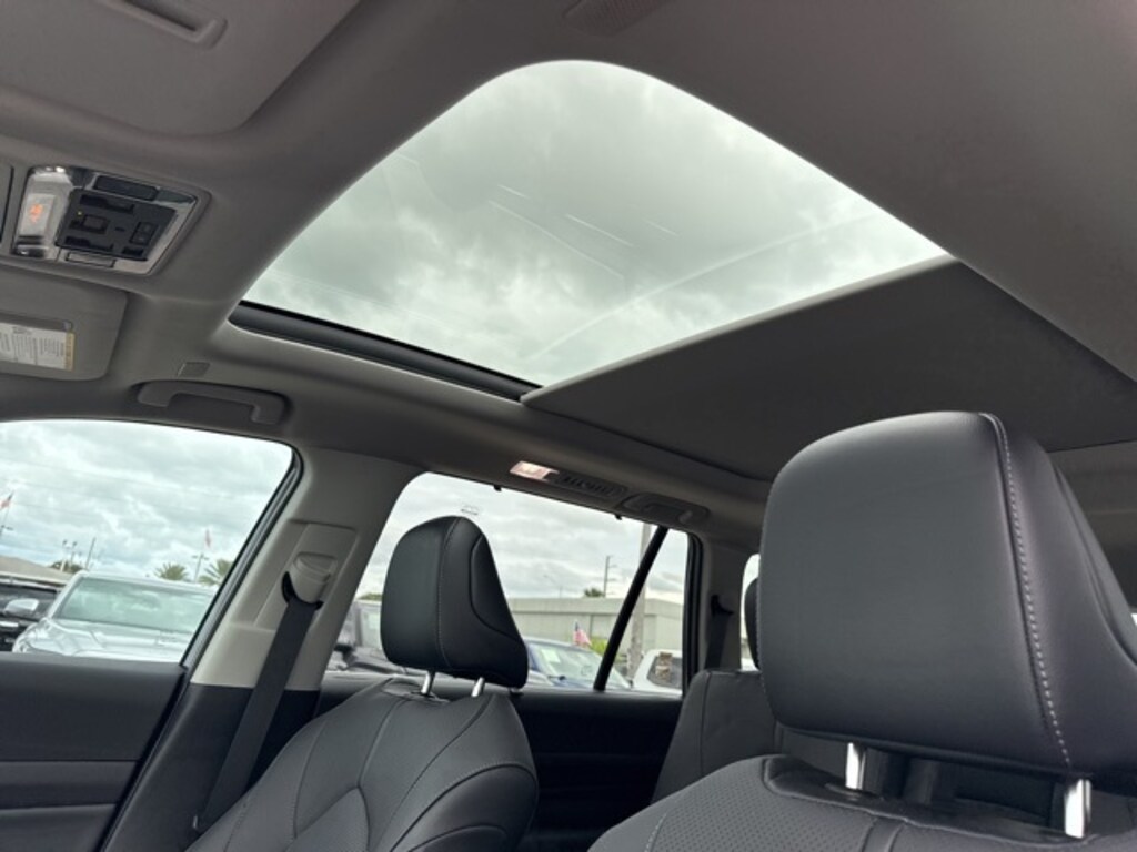 Used 2025 Toyota Grand Highlander Limited SUV
