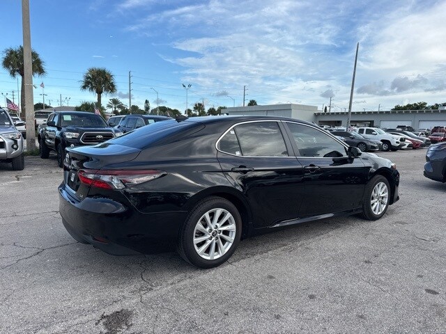 2024 Toyota Camry LE photo 2